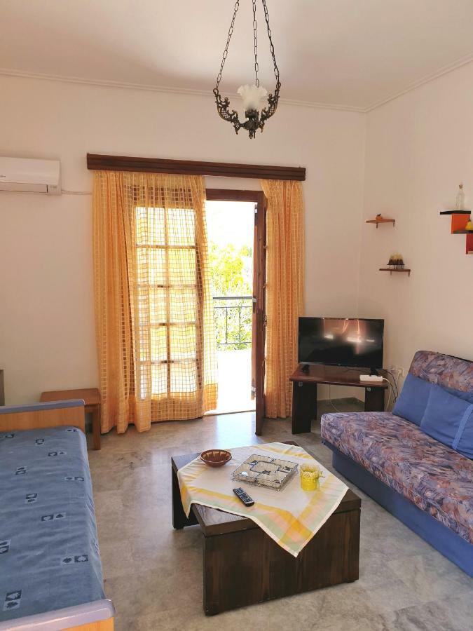 לוטרה אוריאס אלניס Myrto'S Apartment No15 מראה חיצוני תמונה